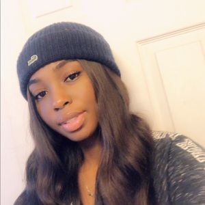 Meet your Posher, Jehlani